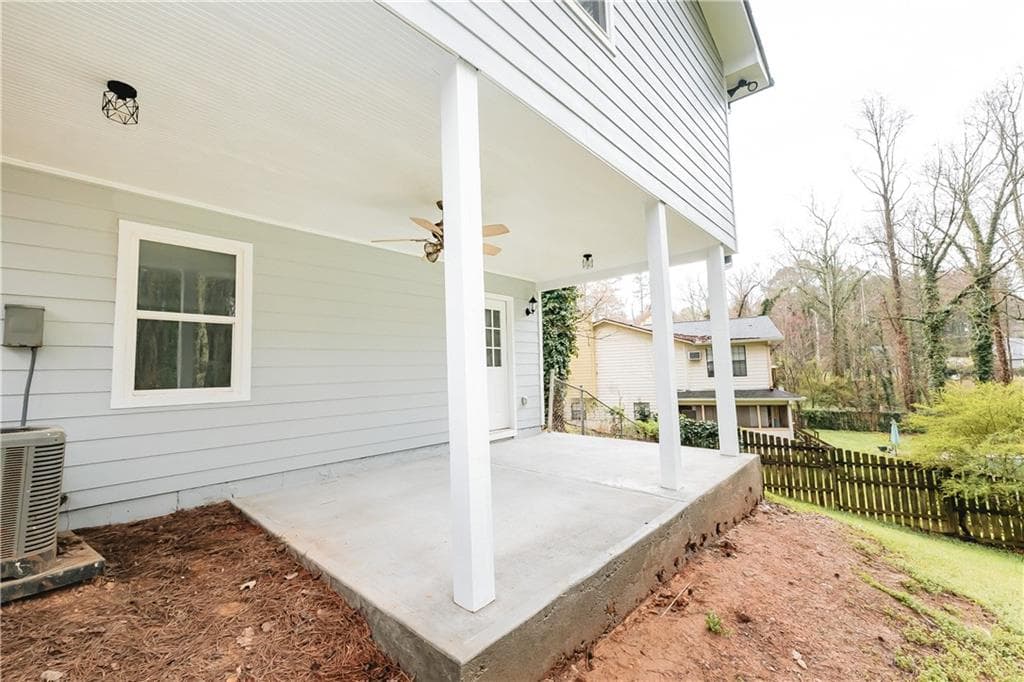 4 bedroom, 3 bathroom, 2,134 sq ft single family residence for sale at 3043 Fireside Drive, Snellville, GA 30078 — photo 9