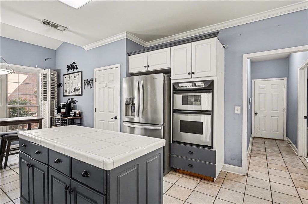5 bedroom, 5 bathroom, 2,976 sq ft single family residence for sale at 158 Eagles Club Drive, Stockbridge, GA 30281 — photo 3