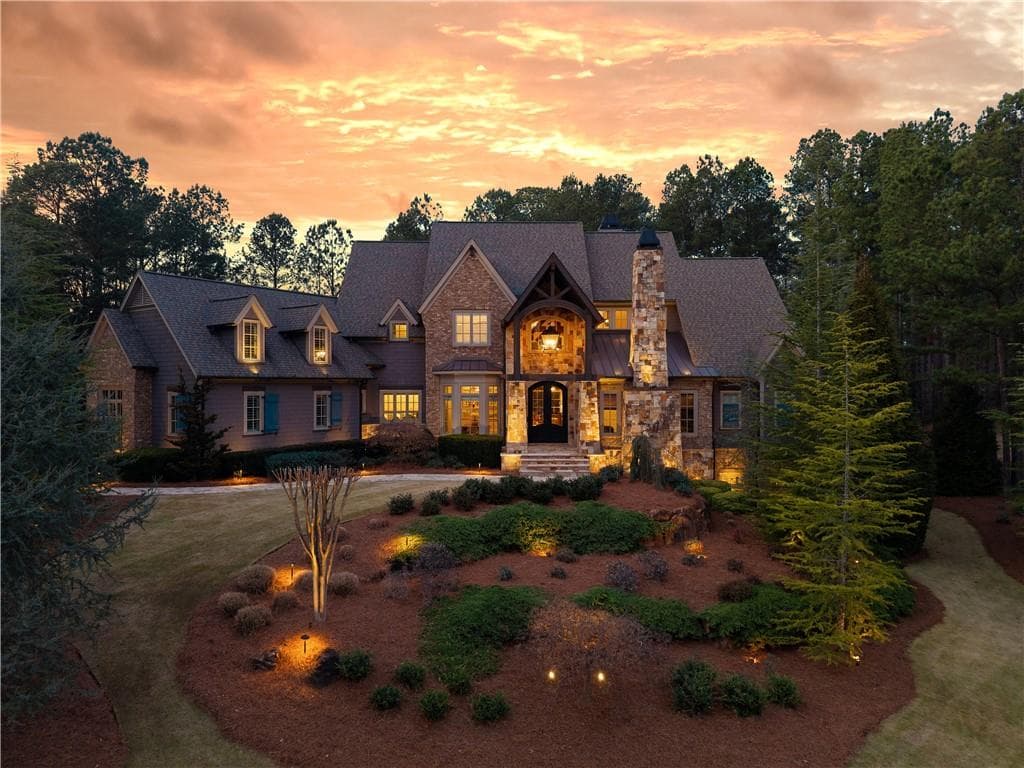 6 bedroom, 9 bathroom, 7,739 sq ft single family residence sold at 829 Big Horn, Suwanee, GA 30024