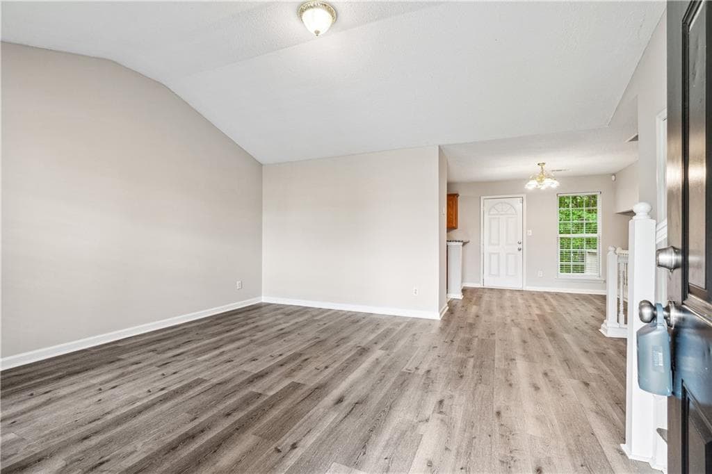 3 bedroom, 3 bathroom, 2,843 sq ft single family residence for sale at 5849 Amerson Lane, Ellenwood, GA 30294 — photo 5