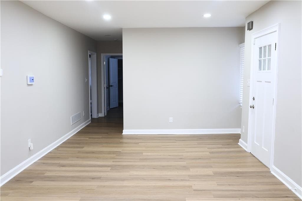3 bedroom, 2 bathroom single family residence for rent at 1876 Sandtown Road, Atlanta, GA 30311 for $2,500 a month — photo 9