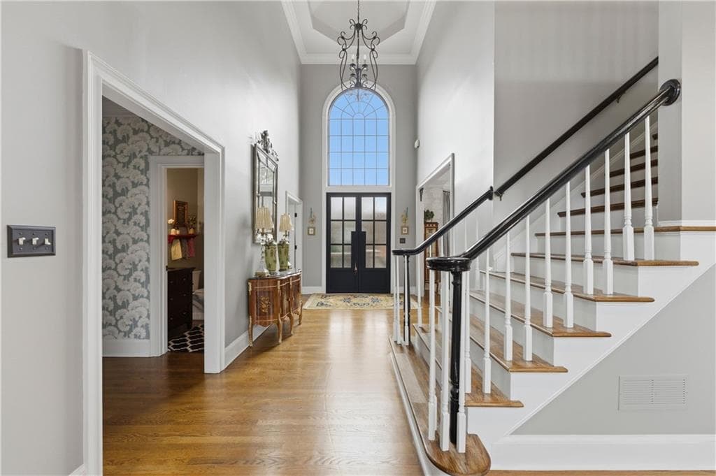 4 bedroom, 5 bathroom, 5,295 sq ft single family residence under contract at 715 Weybridge Place, Alpharetta, GA 30022 — photo 6
