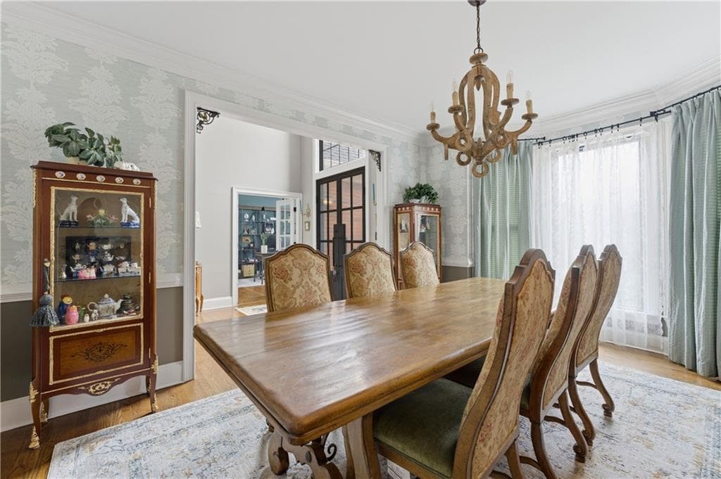 4 bedroom, 5 bathroom, 5,295 sq ft single family residence under contract at 715 Weybridge Place, Alpharetta, GA 30022 — photo 9