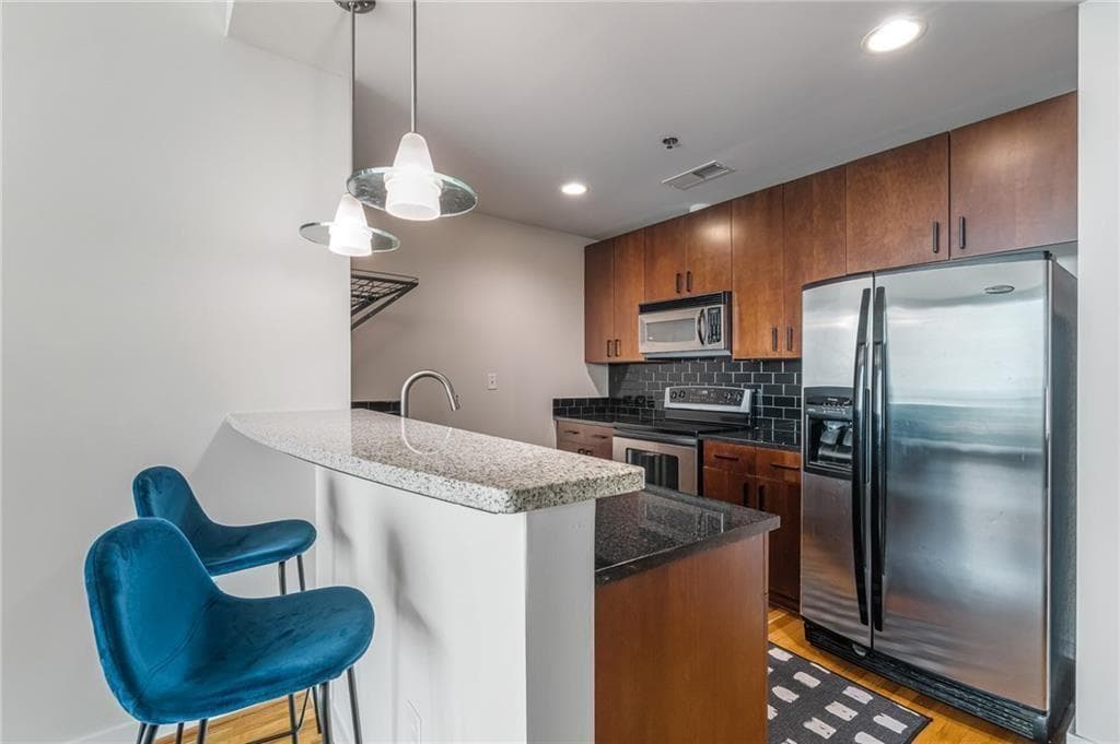 1 bedroom, 1 bathroom, 886 sq ft condominium for sale at 361 17th Street 2418, Atlanta, GA 30363 — photo 10
