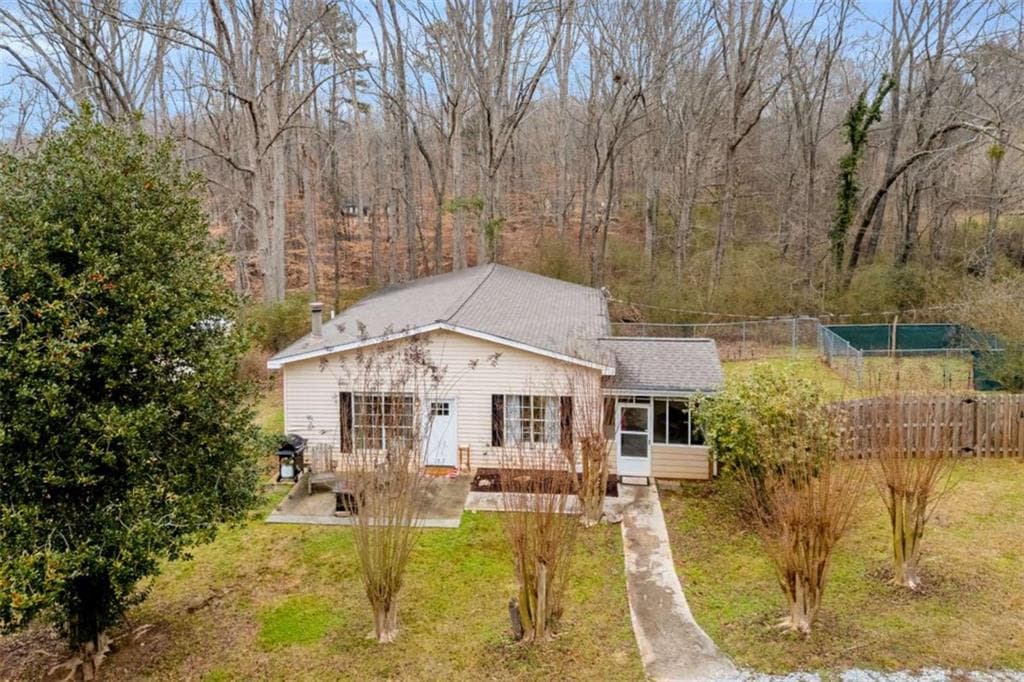 2 bedroom, 2 bathroom, 1,200 sq ft single family residence sold at 141 Rabbit Run Road, Nicholson, GA 30565