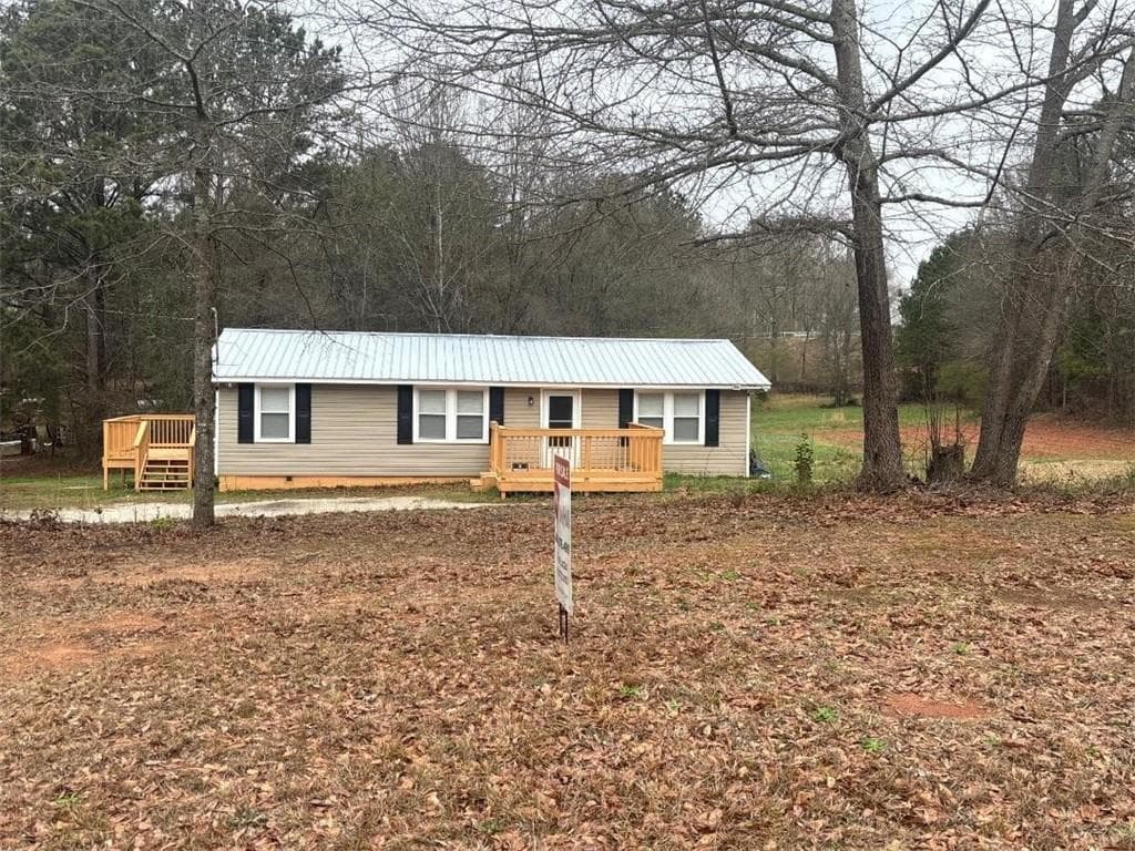 3 bedroom, 2 bathroom, 1,056 sq ft single family residence sold at 1734 Doc Mclocklin, Statham, GA 30666