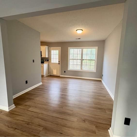 3 bedroom, 2 bathroom, 1,756 sq ft single family residence under contract at 139 Marie Court, Athens, GA 30607 — photo 8