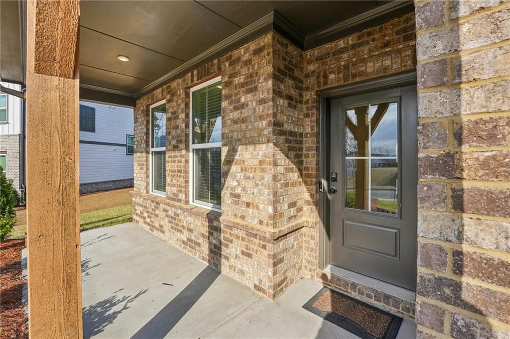 5 bedroom, 4 bathroom, 3,100 sq ft single family residence for sale at 7650 Homer Drive, Cumming, GA 30028 — photo 6