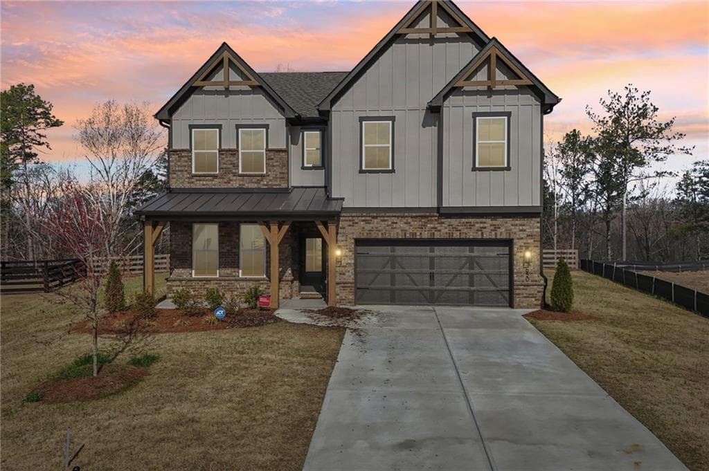 5 bedroom, 4 bathroom, 3,100 sq ft single family residence for sale at 7650 Homer Drive, Cumming, GA 30028 — photo 2