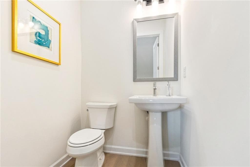 3 bedroom, 4 bathroom, 2,359 sq ft townhouse for sale at 2029 Memorial Drive 36, Atlanta, GA 30317 — photo 9
