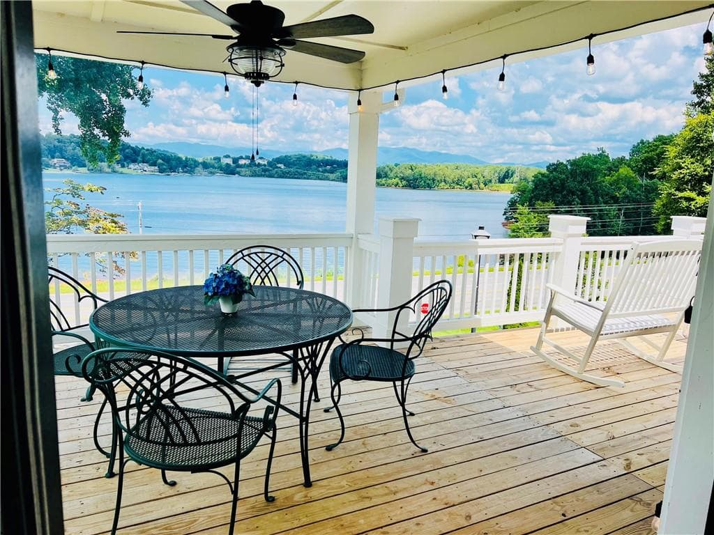 4 bedroom, 3 bathroom, 3,272 sq ft single family residence for sale at 3243 Dogwood Lane, Hiawassee, GA 30546 — photo 2