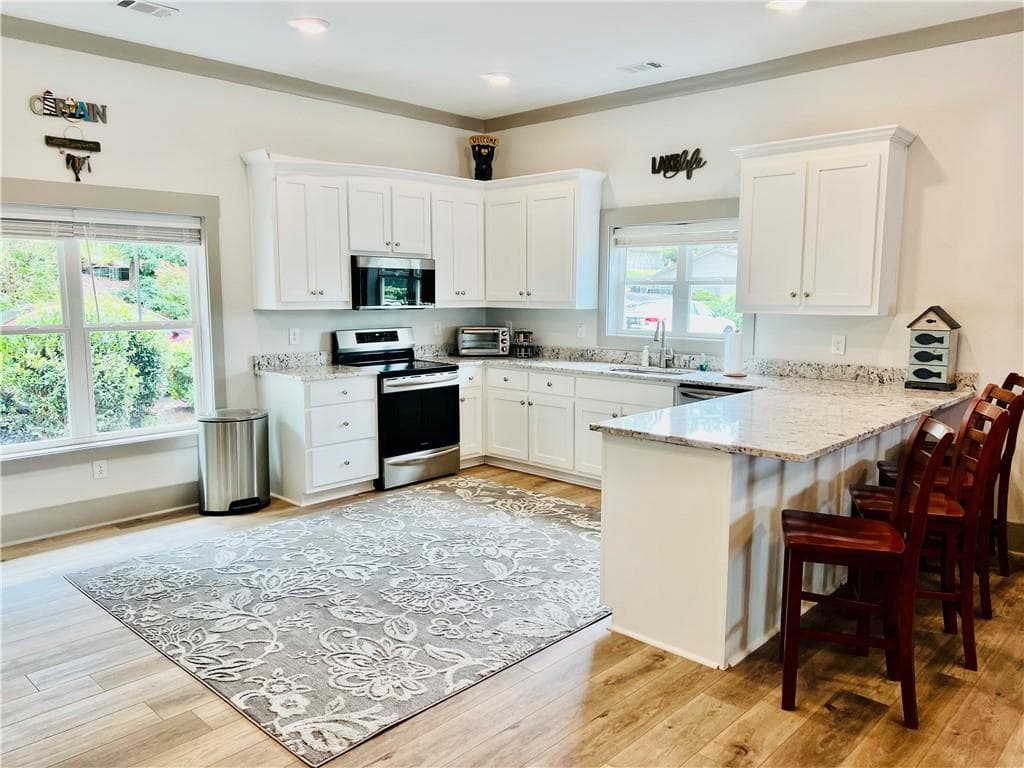 4 bedroom, 3 bathroom, 3,272 sq ft single family residence for sale at 3243 Dogwood Lane, Hiawassee, GA 30546 — photo 10