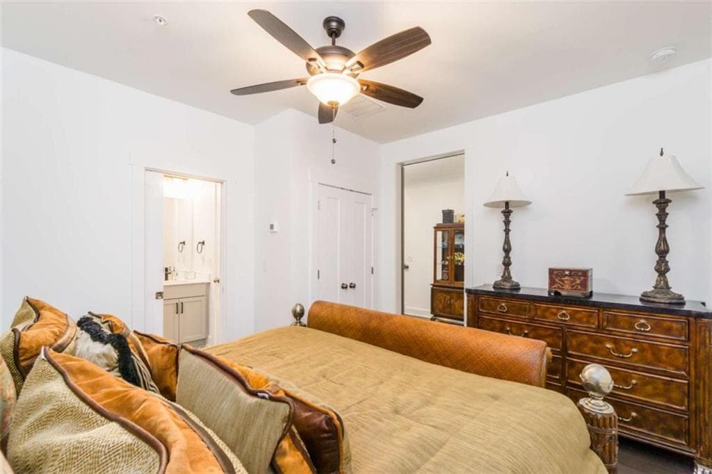 3 bedroom, 4 bathroom, 2,564 sq ft townhouse for sale at 963 South on main Drive, Woodstock, GA 30188 — photo 5