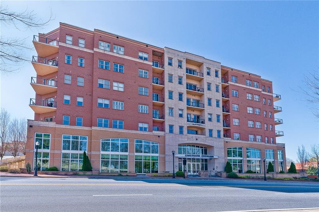 326 Roswell Street 700, Marietta, GA 30060 — most recent listing photo