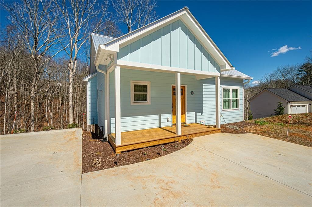 1415 Calhoun Road, Dahlonega, GA 30533 — most recent listing photo
