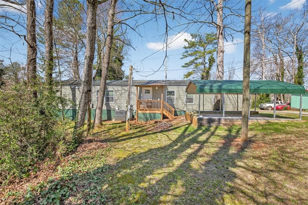 2 bedroom, 2 bathroom, 952 sq ft single family residence for sale at 5520 Mount Shores Circle, Gainesville, GA 30506 — photo 4