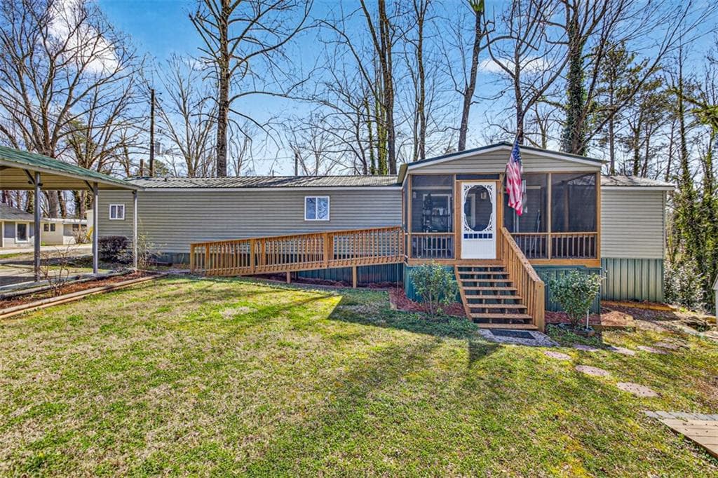 2 bedroom, 2 bathroom, 952 sq ft single family residence for sale at 5520 Mount Shores Circle, Gainesville, GA 30506 — photo 9