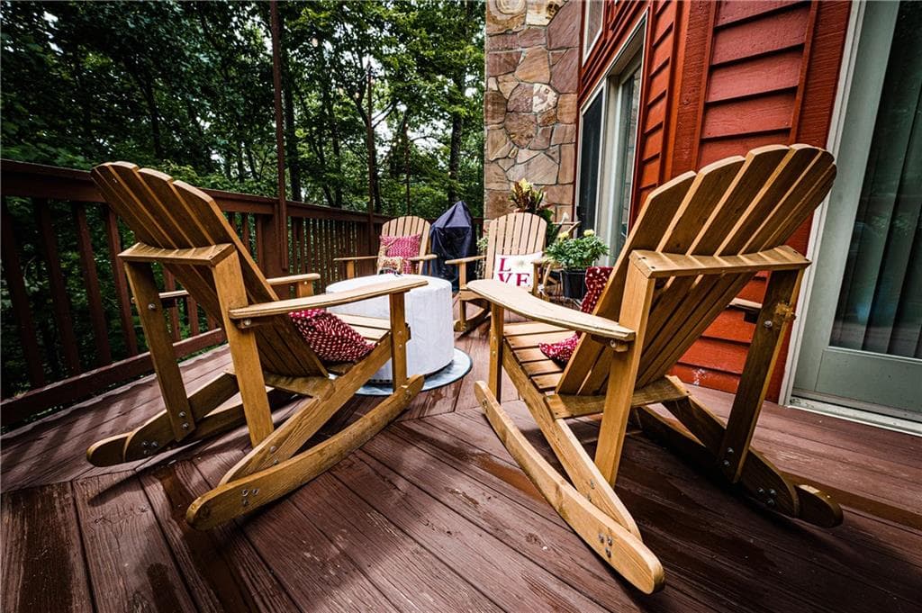 4 bedroom, 4 bathroom, 4,319 sq ft single family residence for sale at 15 Alm Strasse, Helen, GA 30545 — photo 9
