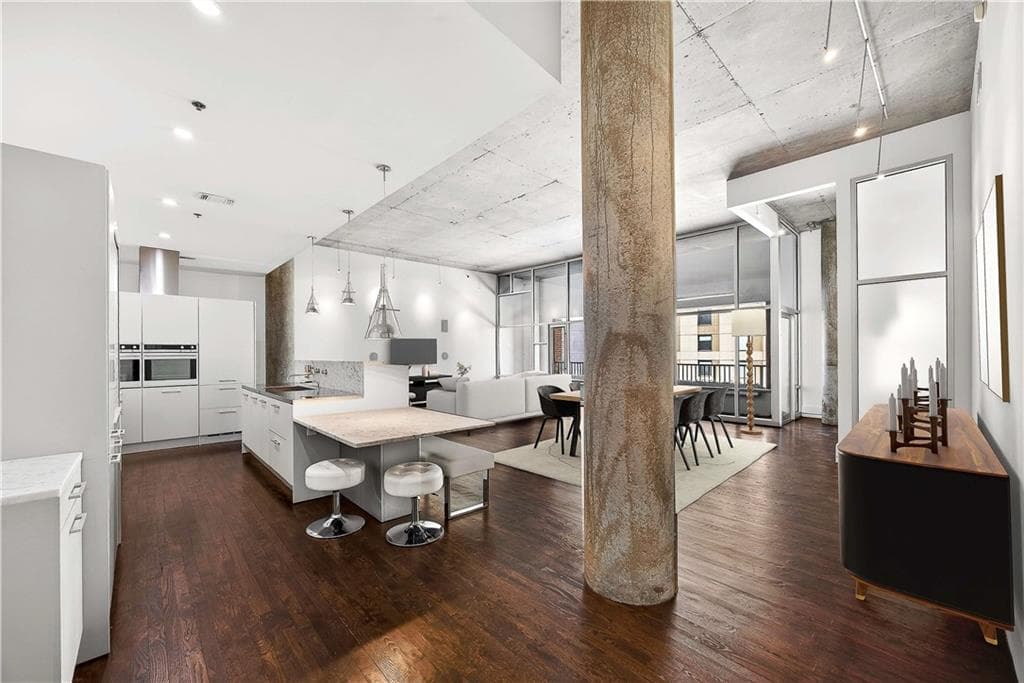 2 bedroom, 3 bathroom, 2,055 sq ft condominium for sale at 845 Spring Street PH5, Atlanta, GA 30308