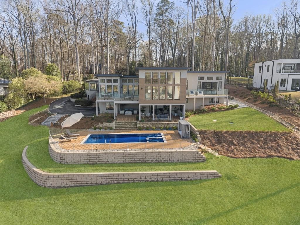 2746 Emerald Drive, Jonesboro, GA 30236 — most recent listing photo