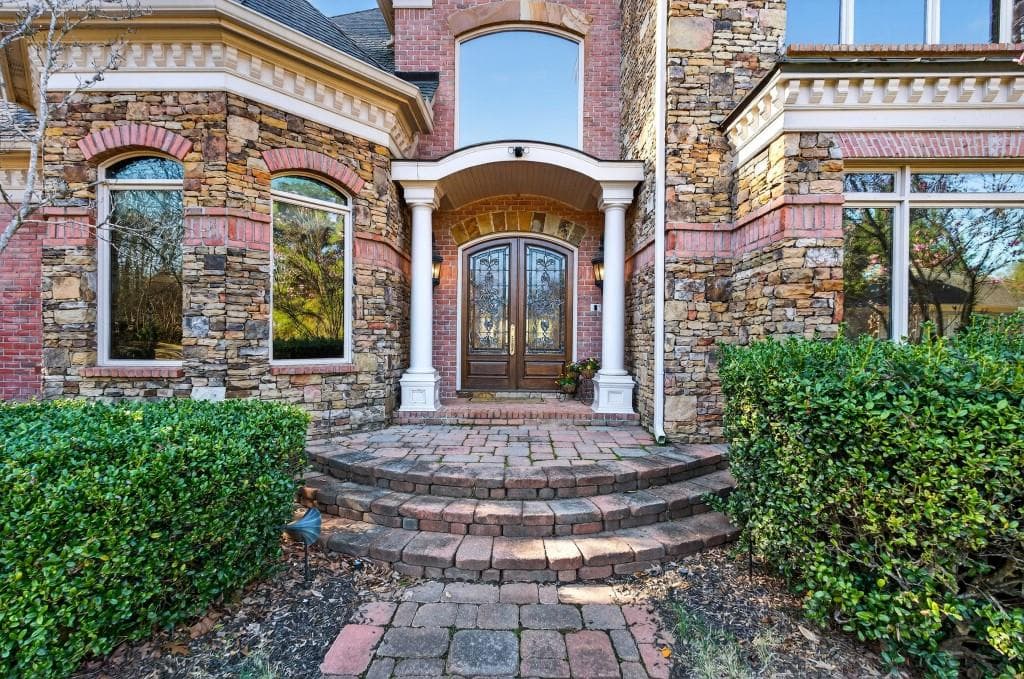 7 bedroom, 8 bathroom single family residence for sale at 8480 St Marlo Fairway Drive, Duluth, GA 30097 — photo 5