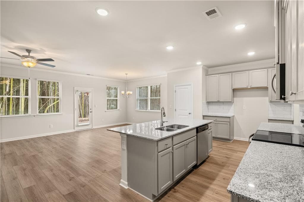 3 bedroom, 3 bathroom, 2,093 sq ft single family residence under contract at 742 Ellis Spring Way, Lawrenceville, GA 30045 — photo 7