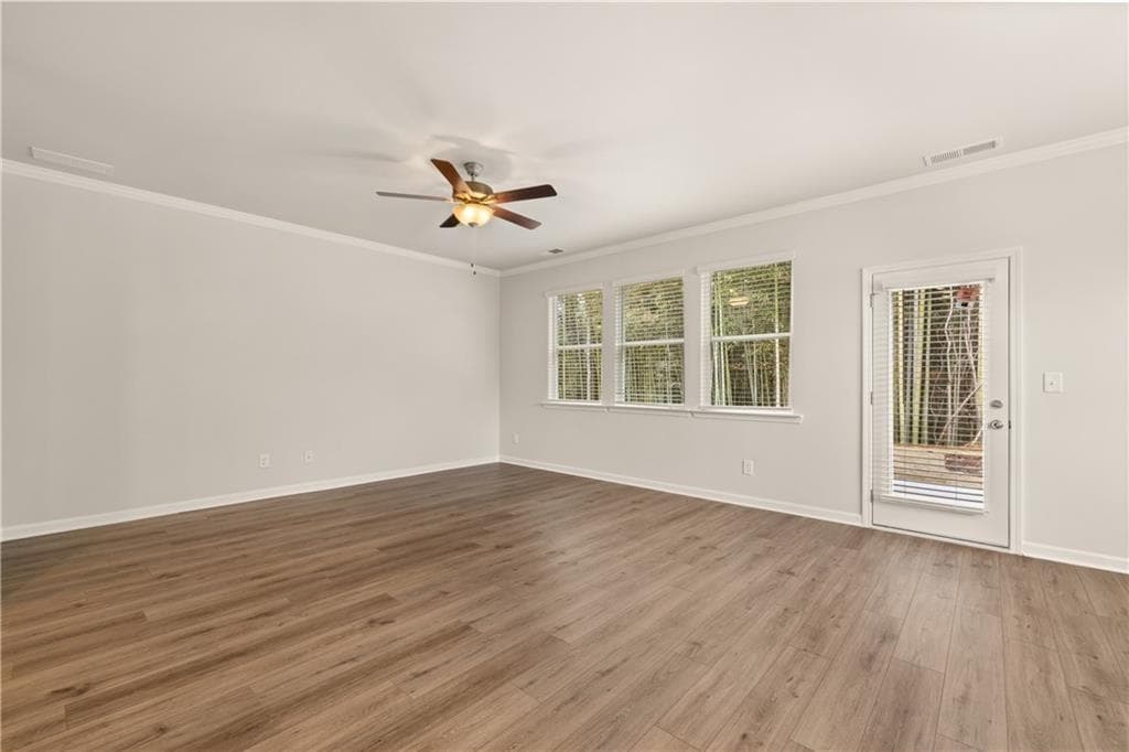 3 bedroom, 3 bathroom, 2,093 sq ft single family residence under contract at 742 Ellis Spring Way, Lawrenceville, GA 30045 — photo 8