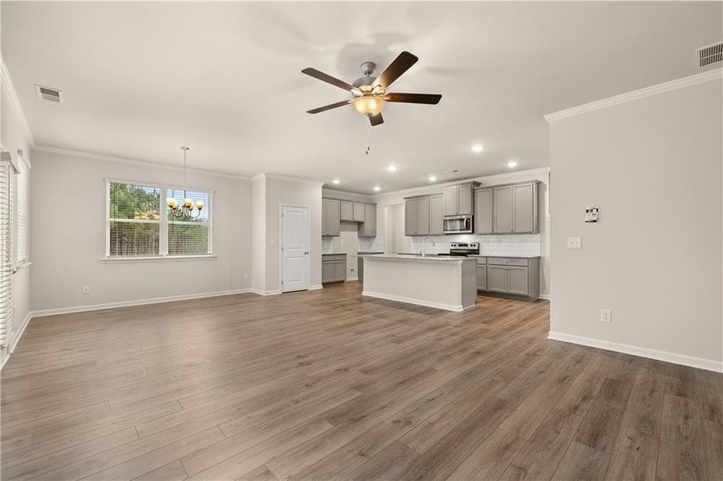 3 bedroom, 3 bathroom, 2,093 sq ft single family residence under contract at 742 Ellis Spring Way, Lawrenceville, GA 30045 — photo 9