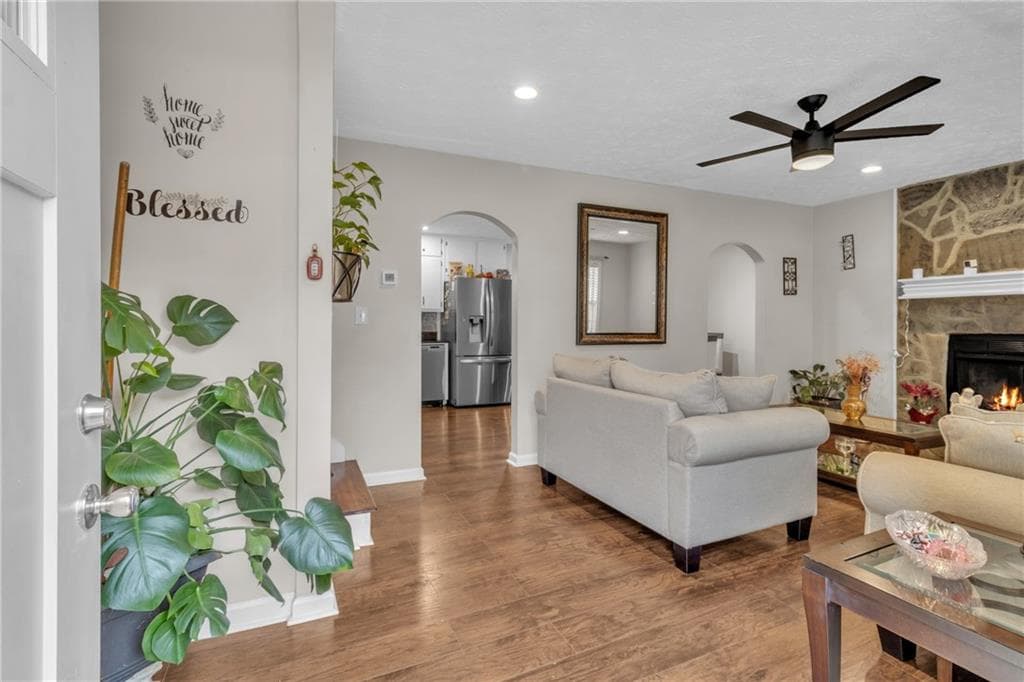 3 bedroom, 3 bathroom, 1,728 sq ft single family residence for sale at 3123 Booths Court, Dacula, GA 30019 — photo 5