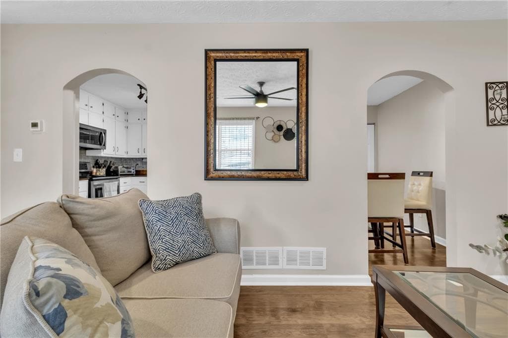 3 bedroom, 3 bathroom, 1,728 sq ft single family residence for sale at 3123 Booths Court, Dacula, GA 30019 — photo 7