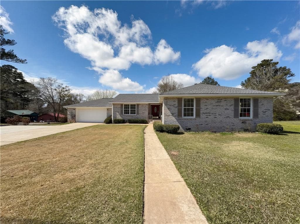 428 Macon Street, LaGrange, GA 30241 — most recent listing photo