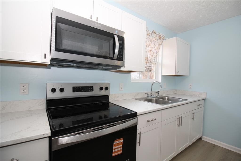 3 bedroom, 2 bathroom, 1,351 sq ft single family residence for sale at 5674 Maiden Lane, Lula, GA 30554 — photo 6