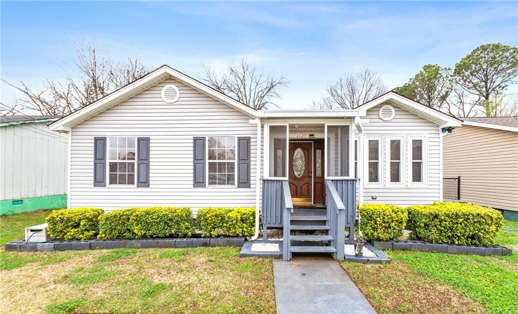 3 bedroom, 2 bathroom, 1,204 sq ft single family residence sold at 1125 John J Eagan Drive, Birmingham, AL 35204