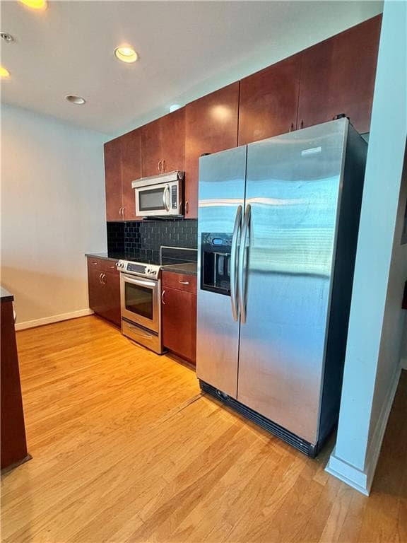 2 bedroom, 2 bathroom, 1,127 sq ft condominium for sale at 400 W Peachtree Street 2413, Atlanta, GA 30308 — photo 6