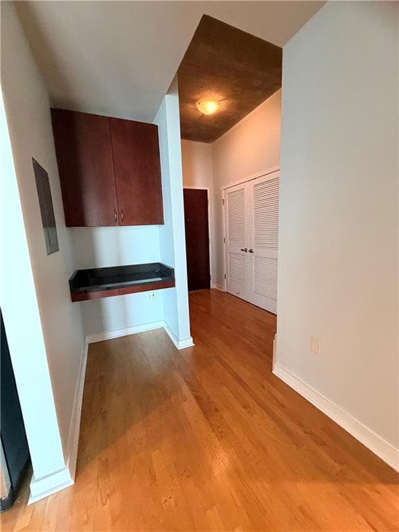 2 bedroom, 2 bathroom, 1,127 sq ft condominium for sale at 400 W Peachtree Street 2413, Atlanta, GA 30308 — photo 9