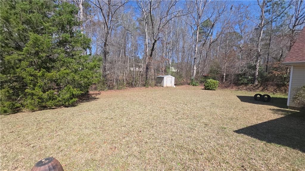 4 bedroom, 2 bathroom, 1,923 sq ft single family residence under contract at 110 Lamar Lane, Covington, GA 30016 — photo 8