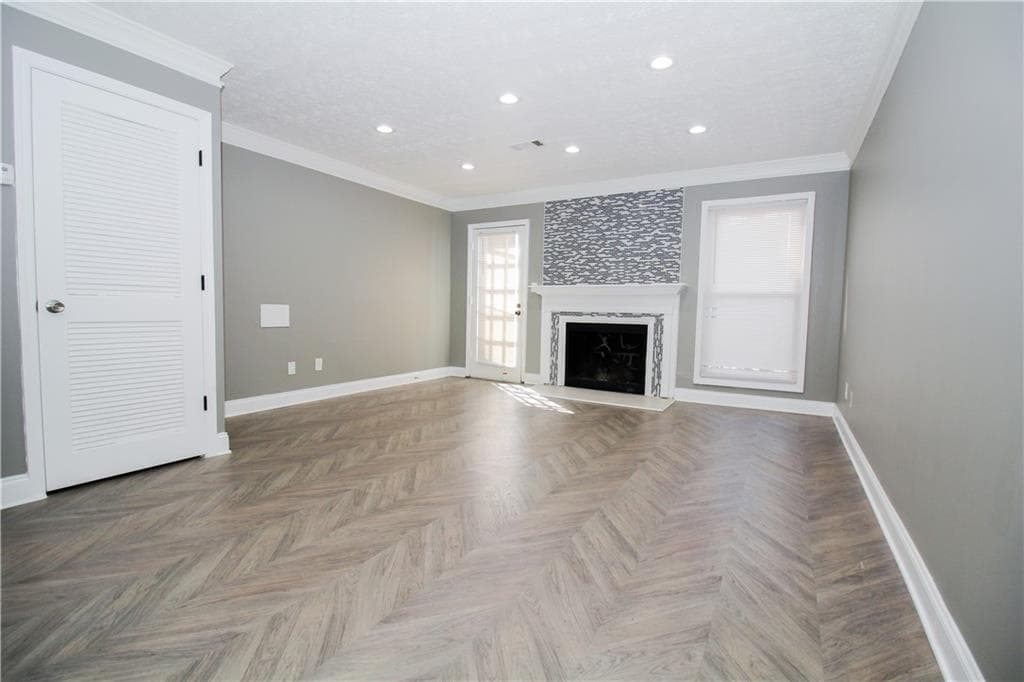 2 bedroom, 2 bathroom, 1,144 sq ft townhouse for sale at 2340 Beaver Ruin Road UN7, Norcross, GA 30071 — photo 8