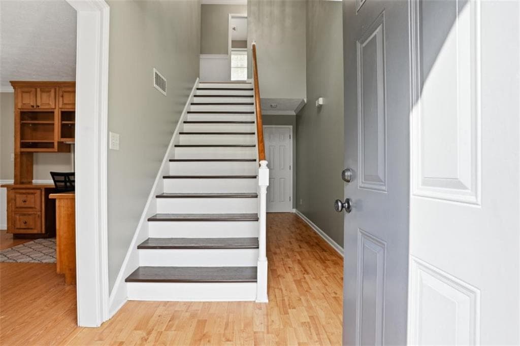 3 bedroom, 3 bathroom, 2,683 sq ft single family residence for sale at 2077 Honey Creek Road, Conyers, GA 30094 — photo 3