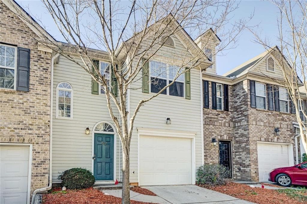 3 bedroom, 3 bathroom, 1,534 sq ft townhouse sold at 727 Celeste Lane, Atlanta, GA 30331