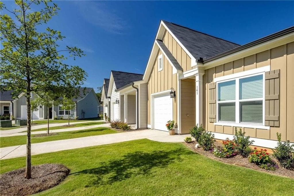 3 bedroom, 3 bathroom, 1,411 sq ft townhouse for rent at 62 Dawson Club Fennell, Dawsonville, GA 30534 for $2,399 a month — photo 9