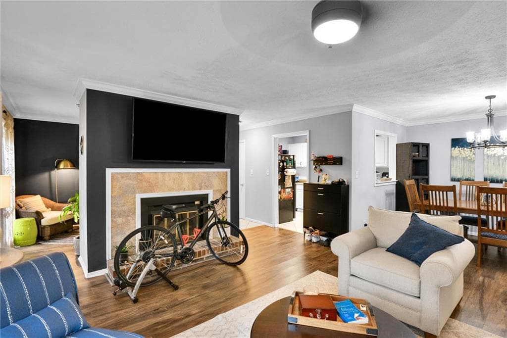 2 bedroom, 1 bathroom, 1,208 sq ft condominium for sale at 2410 Cumberland Court, Smyrna, GA 30080 — photo 10