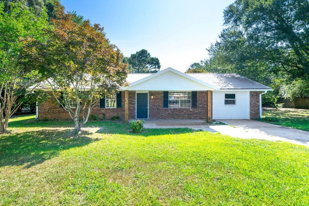 455 Highway 154, Sharpsburg, GA 30277 — most recent listing photo