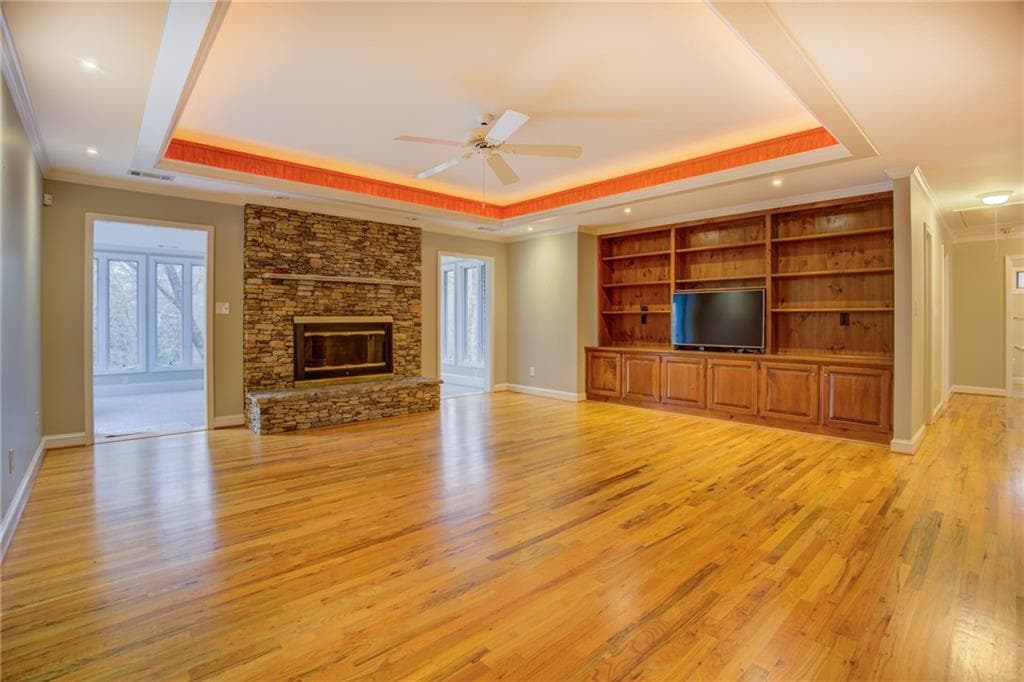 5 bedroom, 4 bathroom, 4,322 sq ft single family residence for sale at 1030 Lake Haynes Drive, Conyers, GA 30012 — photo 5