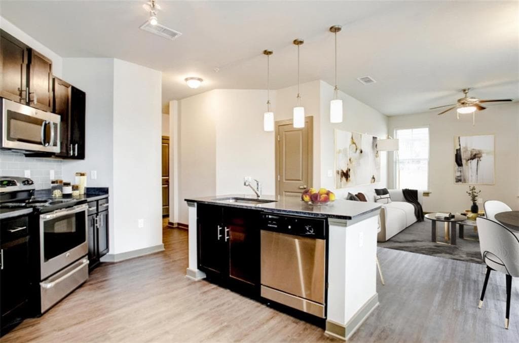 1 bedroom, 1 bathroom, 759 sq ft apartment for rent at 800 Millwood Street 902-305, Woodstock, GA 30189 for $1,395 a month — photo 7
