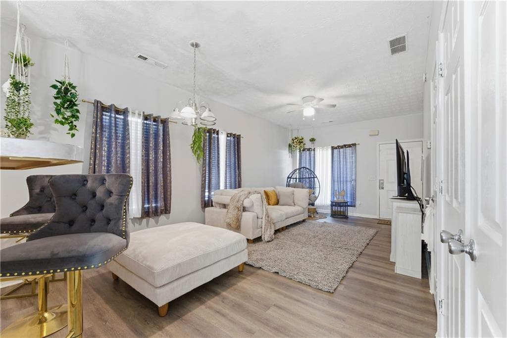 2 bedroom, 2 bathroom, 1,024 sq ft townhouse for sale at 1686 Camden Forrest Trail, Riverdale, GA 30296 — photo 5