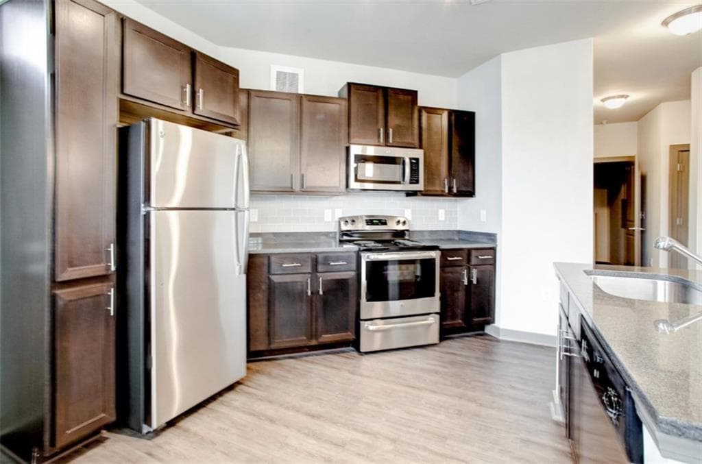 2 bedroom, 2 bathroom, 932 sq ft apartment for rent at 800 Millwood Street 902-218, Woodstock, GA 30189 for $1,535 a month — photo 7