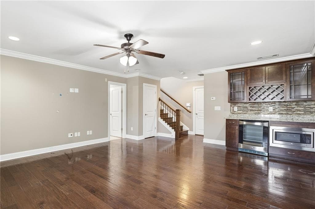 3 bedroom, 4 bathroom, 3,055 sq ft townhouse for sale at 1764 Alec Place, Atlanta, GA 30329 — photo 9