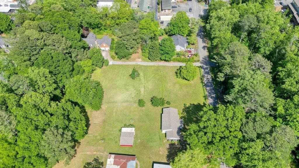3 bedroom, 1 bathroom, 1,184 sq ft single family residence for sale at 110 Barnesdale Terrace, Woodstock, GA 30188 — photo 7