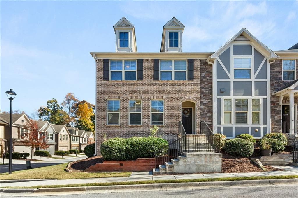 3 bedroom, 4 bathroom, 2,730 sq ft townhouse sold at 5080 Whiteoak Terrace, Smyrna, GA 30080