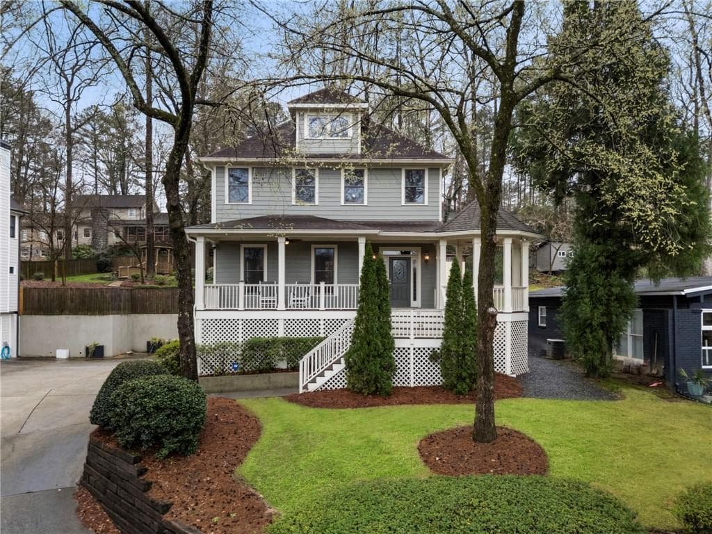 3 bedroom, 3 bathroom, 2,521 sq ft single family residence sold at 2588 Defoors Ferry Road, Atlanta, GA 30318